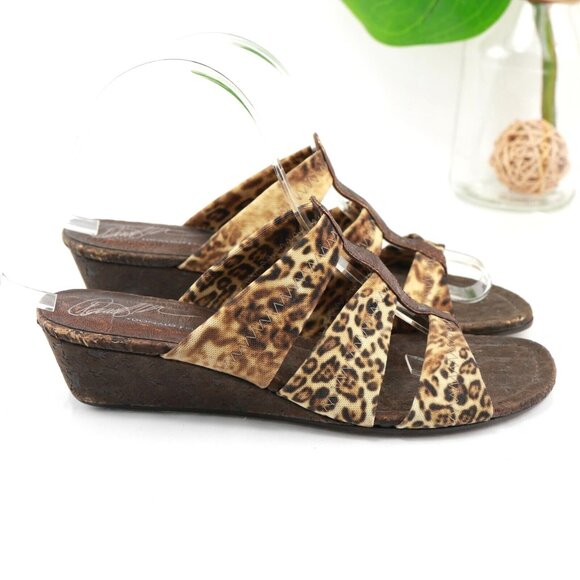 Donald Pliner Womens Hash Sandal Size 8 Tan Brown Elastic Straps Wedge Slide - Picture 1 of 12